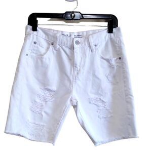 Mossimo Women's White Distress Jeans Shorts Size 26 (2)